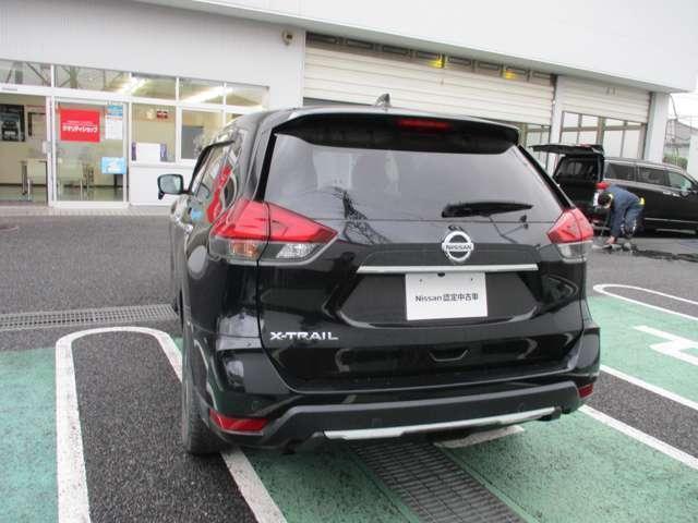 20X 禁煙車 メモリーナビ(MM317D-W) フルセグTV バックカメラ ETC オートバックドア エマージェンシーブレーキ インテリジェントキー デュアルオートエアコン 純正アルミホイール ワンオーナー(25枚目)