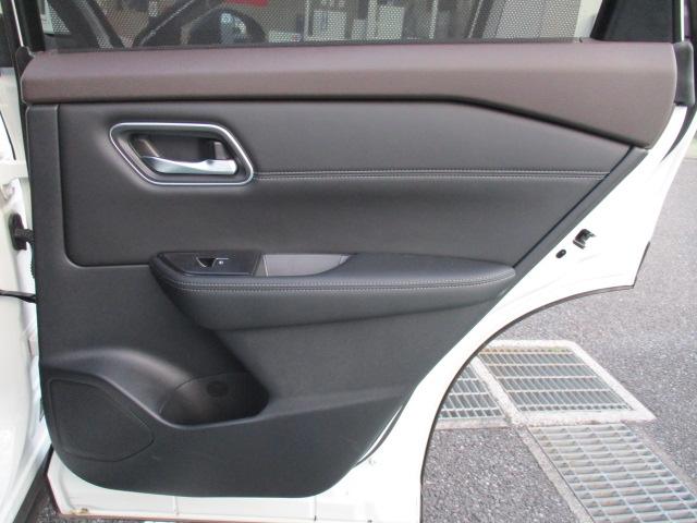エクストレイル Ｇ　ｅ－４ＯＲＣＥ　当社社用車　禁煙車　プロパイロット　日産コネクトナビ　サンルーフ　アラウンドビューモニター　エマージェンシーブレーキ　前後ドライブレコーダー　ＥＴＣ２．０　エマージェンシーブレーキ　純正アルミホイール（49枚目）