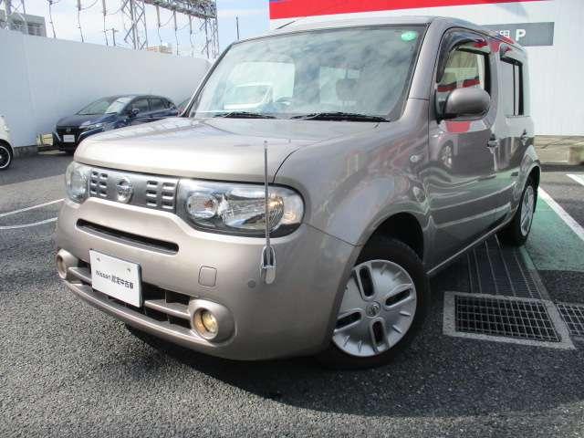 キューブ １５Ｘ　Ｖセレクション　禁煙車　メモリーナビ（ＭＭ３１７Ｄ－Ｗ）　バックカメラ　ＥＴＣ２．０　前方ドライブレコーダー　車線逸脱警報装置　ハロゲンヘッドライト　コーナーポール　コーナーセンサー　マニュアルエアコン　ワンオーナー（2枚目）