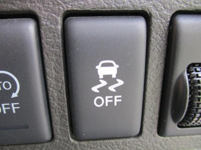 キューブ １５Ｘ　Ｖセレクション　禁煙車　メモリーナビ（ＭＭ３１７Ｄ－Ｗ）　バックカメラ　ＥＴＣ２．０　前方ドライブレコーダー　車線逸脱警報装置　ハロゲンヘッドライト　コーナーポール　コーナーセンサー　マニュアルエアコン　ワンオーナー（24枚目）