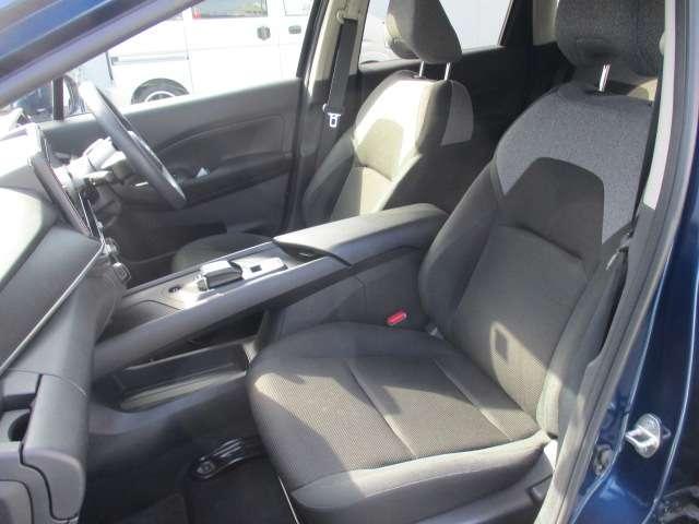 ノート S 禁煙車 バックカメラ ナビ連動前後ドライブレコーダ メモリーナビ(MJ320D-L) エマージェンシーブレーキ 車線逸脱警報装置 ハイビームアシスト ハロゲンヘッドライト 横滑り防止装置 ワンオーナー(8枚目)