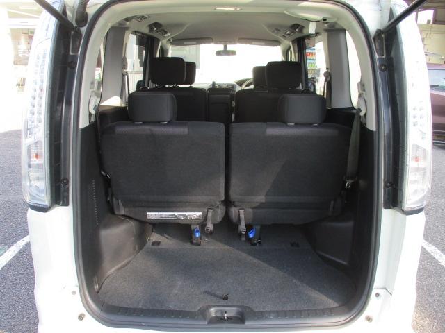 セレナ ハイウェイスター　Ｓ－ハイブリッド　Ｖセレクション　禁煙車　メモリーナビ（ＭＰ３１３Ｄ－Ｗ）　バックカメラ　クルーズコントロール　ＥＴＣ　両側電動スライド　アイドリングストップ　キセノンヘッドライト　インテリジェントキー　純正アルミホイール　ワンオーナ（25枚目）