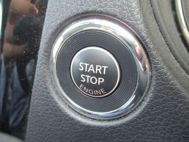 エクストレイル ２．０　２０Ｘｔｔ　エマージェンシーブレーキパッケージ　３列車　禁煙車　ＨＤＤナビ　クルコン　電動バックドア（16枚目）