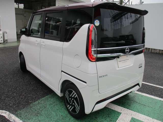 ルークス ハイウェイスター　Ｘ　当社社用車　後期型　メモリーナビ（ＭＭ２２３Ｄ－Ｌ）　ＥＴＣ２．０　ナビ連動前後ドライブレコーダ　アラウンドビューモニター　車線逸脱警報装置　エマージェンシーブレーキ　ＳＯＳコール　純正アルミホイール（6枚目）