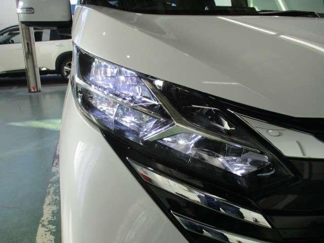 デイズ ハイウェイスター X 当社社用車UP 禁煙車 後期型 メモリーナビ(MM223D-L) ETC2.0 エマージェンシーブレーキ 車線逸脱警報装置 アラウンドビューモニター ナビ連動前後ドライブレコーダー 純正アルミホイール(20枚目)