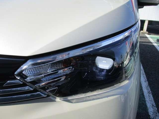 デイズ ６６０　Ｘ　社用車　禁煙車　エマブレ　前後ドラレコ　ＬＥＤ（18枚目）