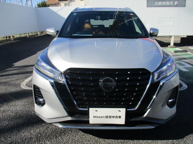キックス Ｘ　ツートーンインテリアエディション　禁煙車　プロパイロット　メモリーナビ（ＭＭ３２０Ｄ－Ｌ）　エマージェンシーブレーキ　前後ドライブレコーダー　アラウンドビューモニター　車線逸脱警報装置　シートヒーター　純正アルミホイール　ワンオーナー（49枚目）