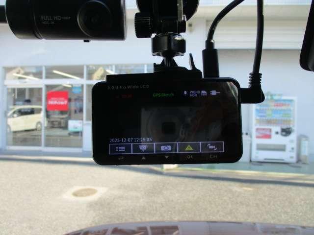 ソリオバンディット ハイブリッドMV 禁煙車 誤発進抑制機能 全方位カメラ ドライブレコーダー 純正メモリーナビ デュアルカメラブレーキサポート 後席モニター 両側電動スライド ETC2.0 シートヒータ 社外アルミホイール ワンオーナー(12枚目)