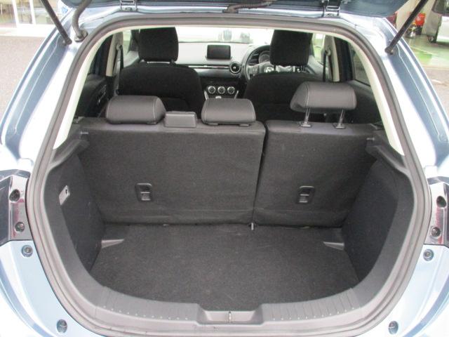 デミオ １３Ｓ　マツダコネクト対応ナビ　スマートシティブレーキサポート　ＬＥＤコンフォートパッケージ　シートヒーター　社外前ドライブレコーダー　横滑り防止装置　アイドリングストップ　ワンオーナー　１年距離無制限保証付（30枚目）