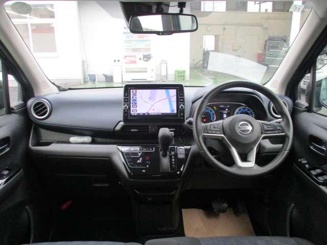 デイズ ハイウェイスター　Ｇターボプロパイロットエディション　禁煙車　踏み間違い防止装置　エマージェンシーブレーキ　９インチメモリーナビ（ＭＭ３２１Ｄ－Ｌ）　ＥＴＣ２．０　アラウンドビューモニター　ナビ連動前後ドライブレコーダー　純正アルミホイール　ワンオーナー（7枚目）