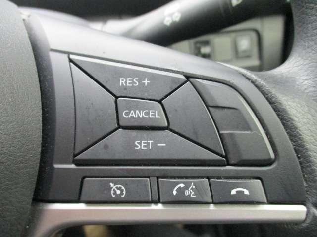 セレナ XV 禁煙車 エマージェンシーブレーキ 踏み間違い防止 ETC2.0 10インチナビ(MM520D-L) アラウンドビューモニター 後側方車両検知 クルーズコントロール ドライブレコーダー 両側電動スライド(12枚目)