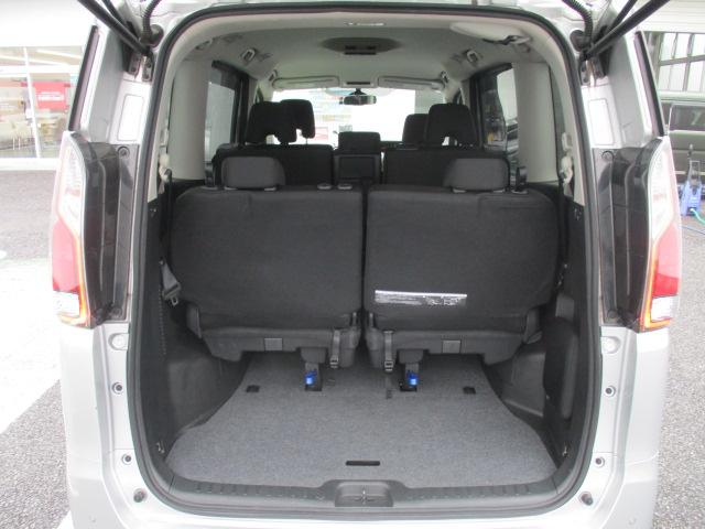 セレナ XV 禁煙車 エマージェンシーブレーキ 踏み間違い防止 ETC2.0 10インチナビ(MM520D-L) アラウンドビューモニター 後側方車両検知 クルーズコントロール ドライブレコーダー 両側電動スライド(38枚目)