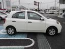前後プラスチックバイザー付き☆走行中の息抜きは、新鮮な外の空気で♪バイザーがあれば小雨時にもウインドウガラスを少し開けて、車内の換気が出来ます♪