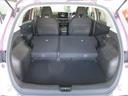 リヤゲート内は広々使えますが、リヤシートを倒したりとシートアレンジ次第で遊び・通勤・送り迎え・買い物と自由が広がります☆トランク下にはパンク修理キットを搭載していますので、突然のパンクの際も安心です☆
