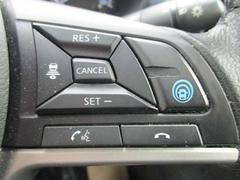 �ץ��ѥ����åȤ��������Ƥ��ޤ�������®ƻϩ�伫ư������ƻϩ�Ǥν�����Ի��˥ɥ饤�С������äƥ������롦�֥졼�����ϥ�ɥ�����ư�����椷�ޤ��Τǥɥ饤����Υ��ȥ쥹�������˷ڸ�����ޤ��� 7