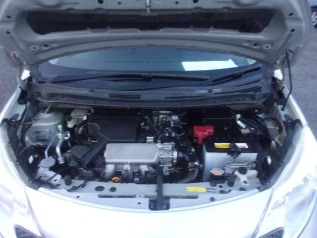 ノート X DIG-S Vセレクション+セーフティ メモリーナビ 全周囲モニター アイドリングストップ ECOモード オートエアコン エマージェンシーブレーキ 踏み間違い防止 車線逸脱警報 横滑り防止 セキュリティ ETC インテリキー ワンオーナー(18枚目)