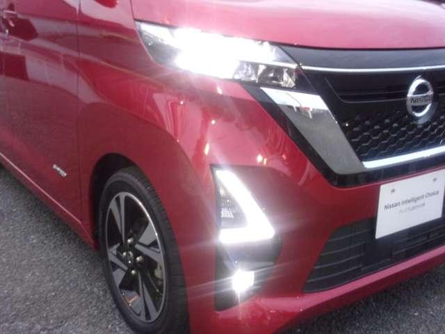 ルークス ６６０　ハイウェイスターＧターボ　メモリーナビ　全周囲モニター　ＥＴＣ２．０（14枚目）