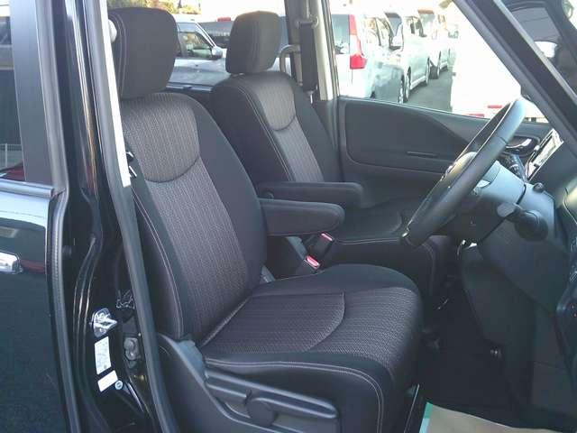 セレナ ２．０　ハイウェイスター　Ｖセレクション＋ＳａｆｅｔｙＩＩ　Ｓ－ＨＹＢＲＩＤ　メモリーナビ　全周囲モニター　ＥＴＣ（18枚目）