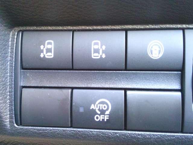 ルークス ６６０　ハイウェイスターＸ　社用車アップ　メモリーナビ　ＳＯＳコール（9枚目）