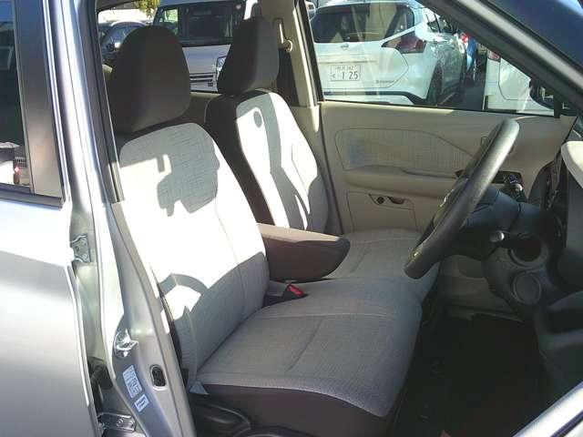 デイズ ６６０　Ｘ　社用車アップ　メモリーナビ　ＵＳＢソケット（14枚目）