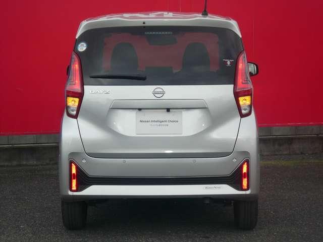 デイズ S 660 S 当社社用車UP 9インチモニターナビ バックカメラ 前後ドライブレコーダー ETC2.0 踏み間違い防止アシスト エマージェンシーブレーキ 横滑り防止装置 車線逸脱警報 プライバシーガラス(37枚目)