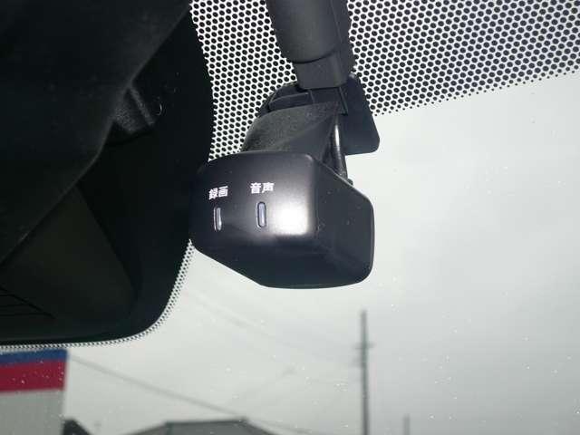 デイズ X 660 X 禁煙車 9インチモニターナビ 全周囲カメラ 前後ドライブレコーダー ETC 踏み間違い防止アシスト エマージェンシーブレーキ 横滑り防止装置 アイドリングストップ 前後プラスチックバイザー(6枚目)