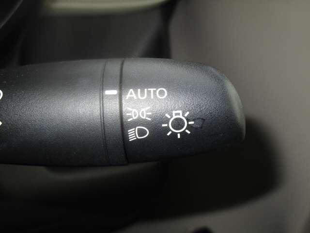 デイズ X 660 X 禁煙車 9インチモニターナビ 全周囲カメラ 前後ドライブレコーダー ETC 踏み間違い防止アシスト エマージェンシーブレーキ 横滑り防止装置 アイドリングストップ 前後プラスチックバイザー(16枚目)