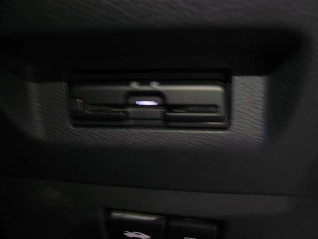 キックス １．２　Ｘ　ＦＯＵＲ　スタイルエディション（ｅ－ＰＯＷＥＲ）　４ＷＤ　ナビ　前後ドライブレコーダー　ＥＴＣ２．０　ＬＥ（6枚目）