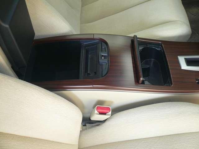 ティアナ 250XE 2.5 250XE ワンオーナー 禁煙車 メーカーナビ バックカメラ 横滑り防止装置 オートエアコン インテリジェントキー ETC 前後プラスチックバイザー プライバシーガラス ドアミラーウインカー(19枚目)