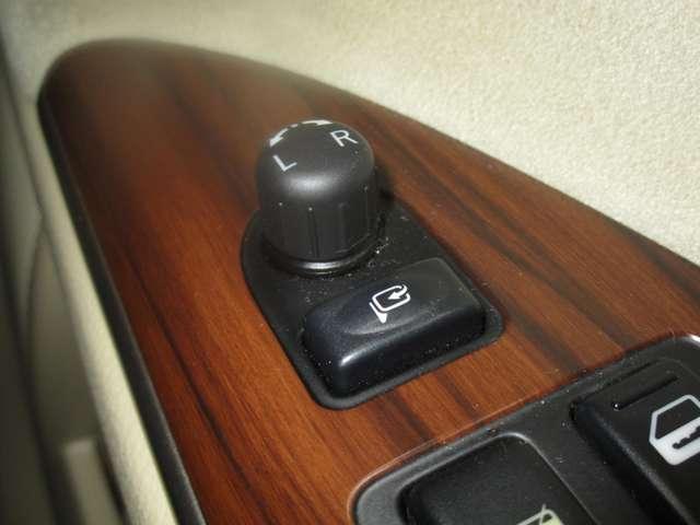 ティアナ 250XL 2.5 250XL メーカーナビ バックカメラ 前後ドライブレコーダー ETC オートエアコン インテリキー オートライト 電動格納ドアミラー キセノンライト プライバシーガラス プラスチックバイザー(11枚目)