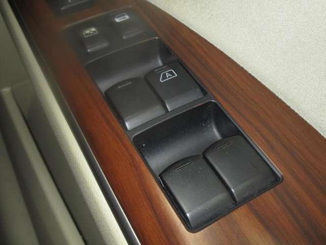 ティアナ 250XL 2.5 250XL メーカーナビ バックカメラ 前後ドライブレコーダー ETC オートエアコン インテリキー オートライト 電動格納ドアミラー キセノンライト プライバシーガラス プラスチックバイザー(12枚目)