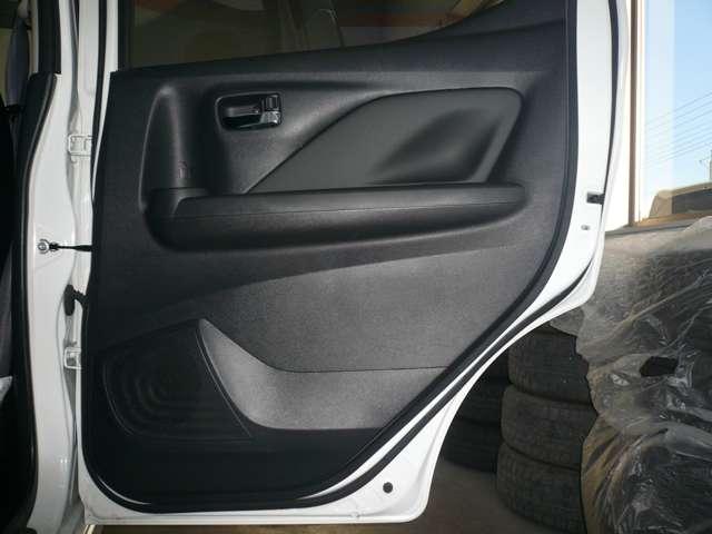 デイズ ハイウェイスター X プロパイロットエディション 660 ハイウェイスターX プロパイロットエディション 当社社用車UP 9インチモニターナビ 全周囲カメラ SOSコール 前後ドライブレコーダー ETC2.0 エマージェンシーブレーキ 横滑り防止装置(38枚目)