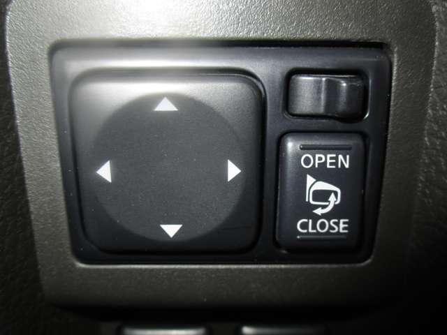 キューブ １５Ｘ　Ｍセレクション　１．５　１５Ｘ　Ｍセレクション　ワンオーナー　禁煙車　メモリーナビ　インテリジェントキー　キセノンライト　マニュアルエアコン　電動格納ドアミラー　ＥＴＣ　前後プラスチックバイザー　プライバシーガラス（7枚目）