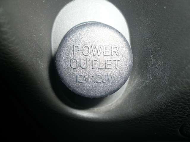 キューブ １５Ｘ　Ｍセレクション　１．５　１５Ｘ　Ｍセレクション　ワンオーナー　禁煙車　メモリーナビ　インテリジェントキー　キセノンライト　マニュアルエアコン　電動格納ドアミラー　ＥＴＣ　前後プラスチックバイザー　プライバシーガラス（17枚目）