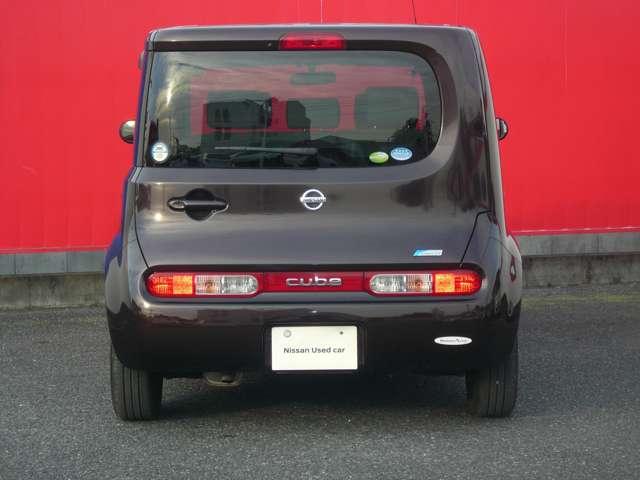 キューブ １５Ｘ　Ｍセレクション　１．５　１５Ｘ　Ｍセレクション　ワンオーナー　禁煙車　メモリーナビ　インテリジェントキー　キセノンライト　マニュアルエアコン　電動格納ドアミラー　ＥＴＣ　前後プラスチックバイザー　プライバシーガラス（33枚目）