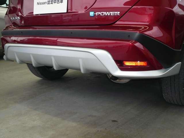 キックス X 1.2 X (e-POWER) ワンオーナー 禁煙車 プロパイロット SOSコール パナソニックナビ 全周囲カメラ インテリジェントルームミラー 踏み間違い防止アシスト 衝突被害軽減ブレーキ ETC(5枚目)