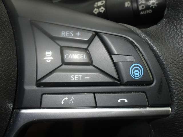 キックス X 1.2 X (e-POWER) ワンオーナー 禁煙車 プロパイロット SOSコール パナソニックナビ 全周囲カメラ インテリジェントルームミラー 踏み間違い防止アシスト 衝突被害軽減ブレーキ ETC(6枚目)