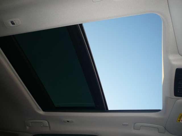 エクストレイル 1.5 G e-4ORCE 4WD 禁煙車 ガラスルーフ コネクトナビ BOSE(3枚目)