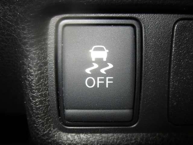 ノート １．２　ｅ－ＰＯＷＥＲ　Ｘ　ワンオーナー　禁煙車　ナビ　全周囲カメラ（10枚目）