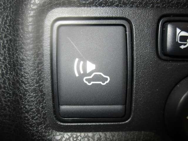 ノート １．２　ｅ－ＰＯＷＥＲ　Ｘ　ワンオーナー　禁煙車　ナビ　全周囲カメラ（12枚目）