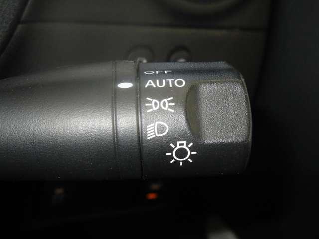 ノート １．２　ｅ－ＰＯＷＥＲ　Ｘ　ワンオーナー　禁煙車　ナビ　全周囲カメラ（18枚目）