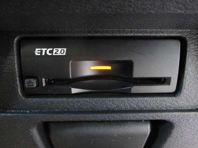 ノート X 1.2 X ワンオーナー 禁煙車 NISSANコネクトナビ 全周囲カメラ 黒本革シート SOSコール インテリジェントルームミラー 前後ドライブレコーダー 踏み間違い防止アシスト 衝突被害軽減ブレーキ(8枚目)