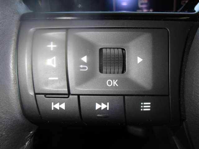 ノート X 1.2 X ワンオーナー 禁煙車 NISSANコネクトナビ 全周囲カメラ 黒本革シート SOSコール インテリジェントルームミラー 前後ドライブレコーダー 踏み間違い防止アシスト 衝突被害軽減ブレーキ(18枚目)