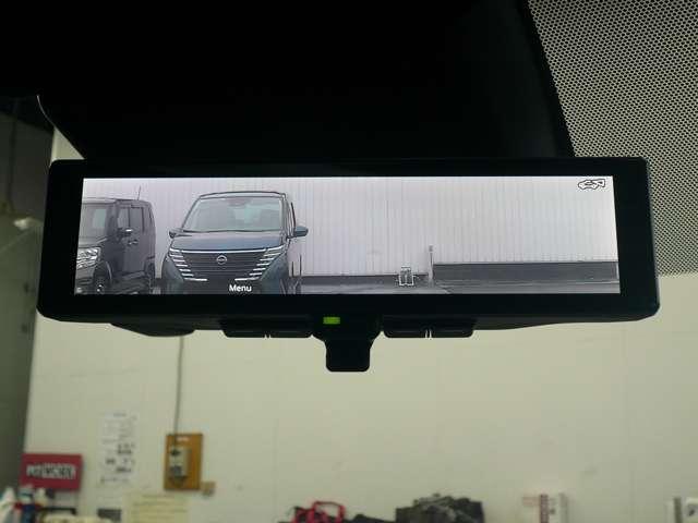 オーラ ニスモ　１．２　ＮＩＳＭＯ　ワンオーナー　禁煙車　プロパイロット　ＳＯＳコール　ＮＩＳＳＡＮコネクトナビ　全周囲カメラ　インテリジェントルームミラー　ステアリングヒーター　前席シートヒーター　オートエアコン（5枚目）
