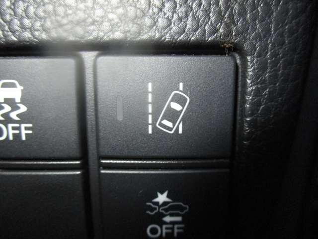 Ｎ－ＢＯＸカスタム カスタム　６６０　Ｇ　スロープ　Ｌ　ホンダセンシング　純正ナビ　禁煙車　福祉車両　スロープ（14枚目）