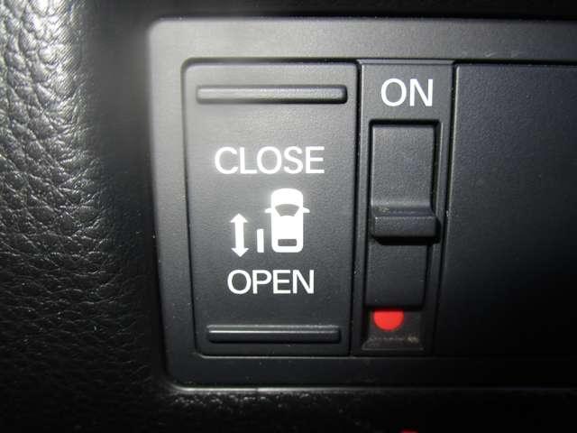 Ｎ－ＢＯＸカスタム カスタム　６６０　Ｇ　スロープ　Ｌ　ホンダセンシング　純正ナビ　禁煙車　福祉車両　スロープ（16枚目）