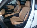 クッション性の高いシートは疲労度が少なくて快適です♪助手席もパワーシート機能付きです!