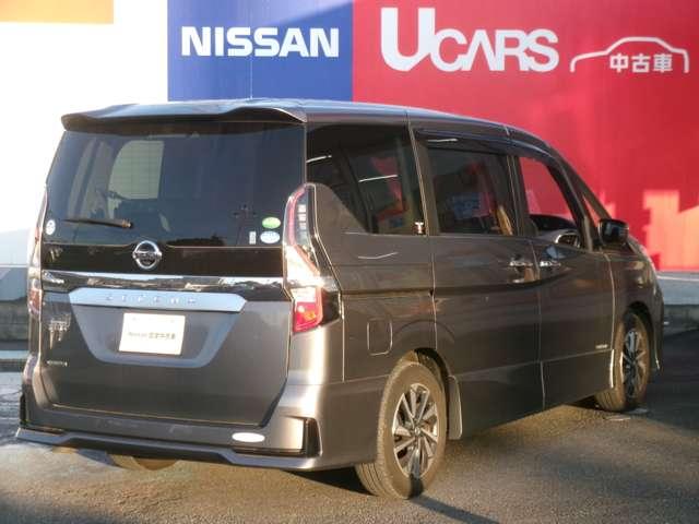 セレナ ２．０　ハイウェイスター　Ｖ　ナビ　ＡＶＭ　ドラレコ　両側オートスライド（2枚目）