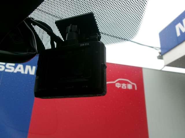 ノート １．２　メダリスト　エマージェンシーブレーキ　パッケージ　ナビ　ＡＶＭ　ＥＴＣ　ＬＥＤ　ドラレコ（10枚目）