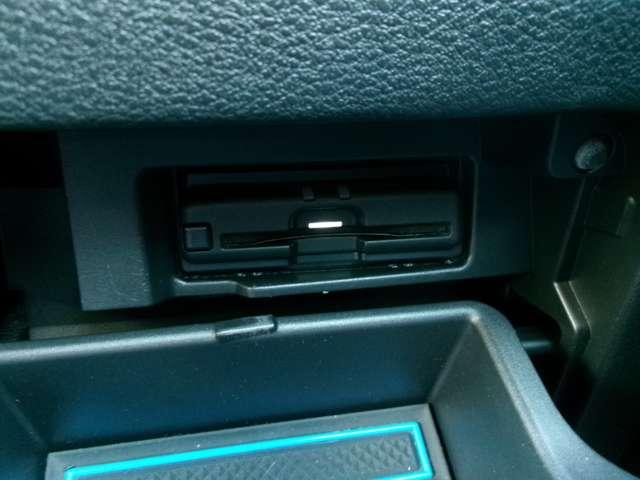 セレナ 1.2 e-POWER AUTECH スポーツスペック プロパイロット 後席モニター 両側オート(15枚目)